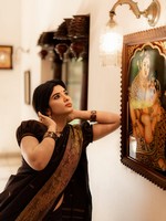 Black Saree Magic by Pragya Nagra